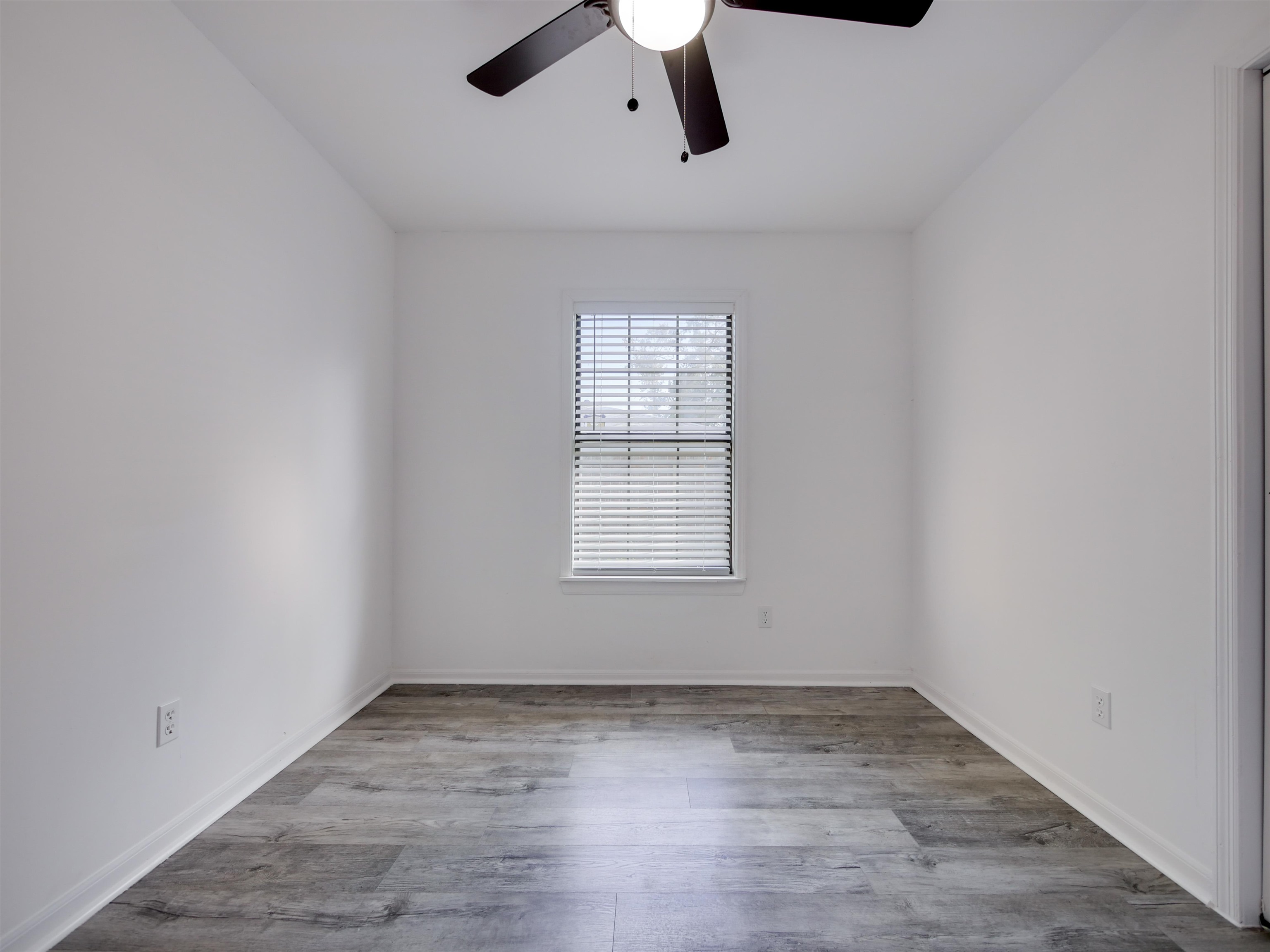 136 Bonita Road St. Augustine, FL 32086 - Photo 19 of 26 wooden floor in an empty room with a window