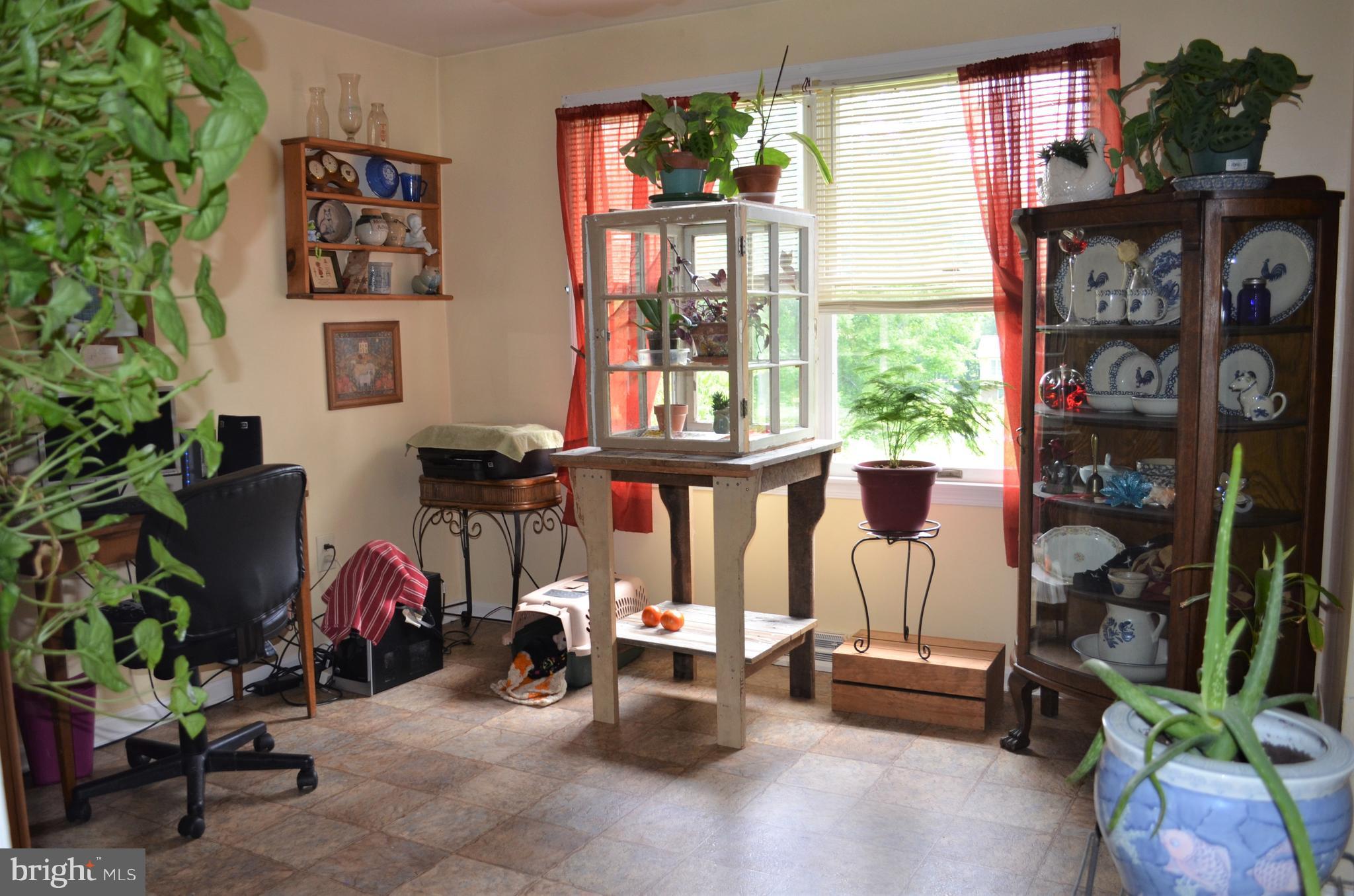 286 Magaha Road Ranson, WV 25438 - Photo 8 of 19 Breakfast Room/Office