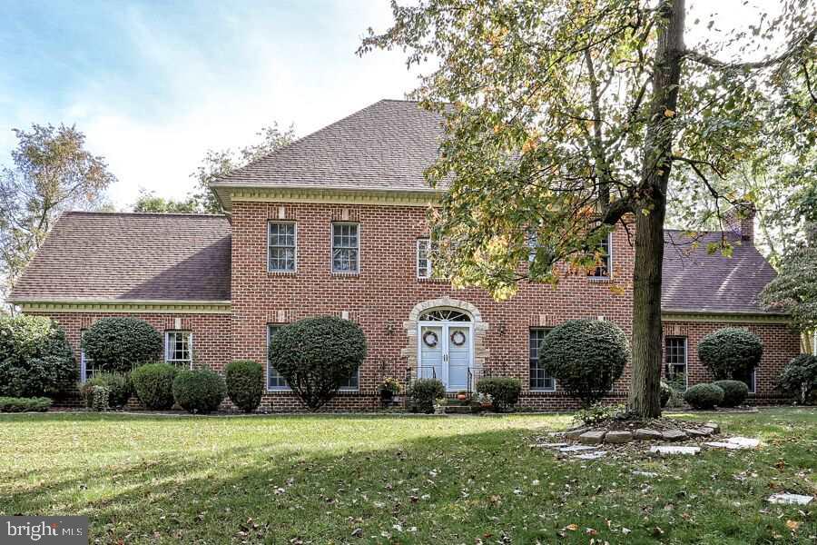 320 Union Hall Road Carlisle, PA 17013 - Photo 1 of 25 Gallery Image 1