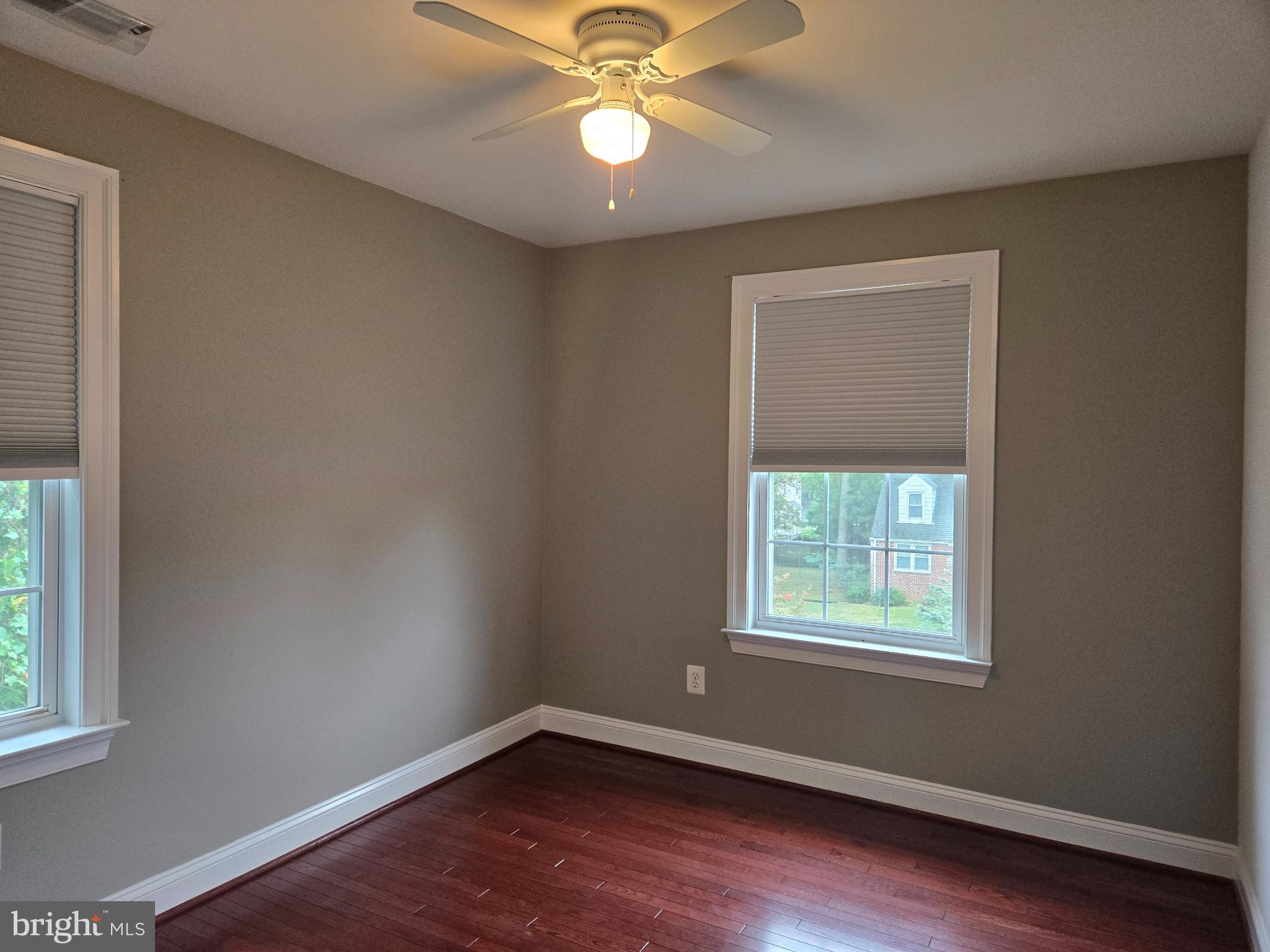 6444 5th Street Alexandria, VA 22312 - Photo 20 of 34 Bright and airy room with natural light.