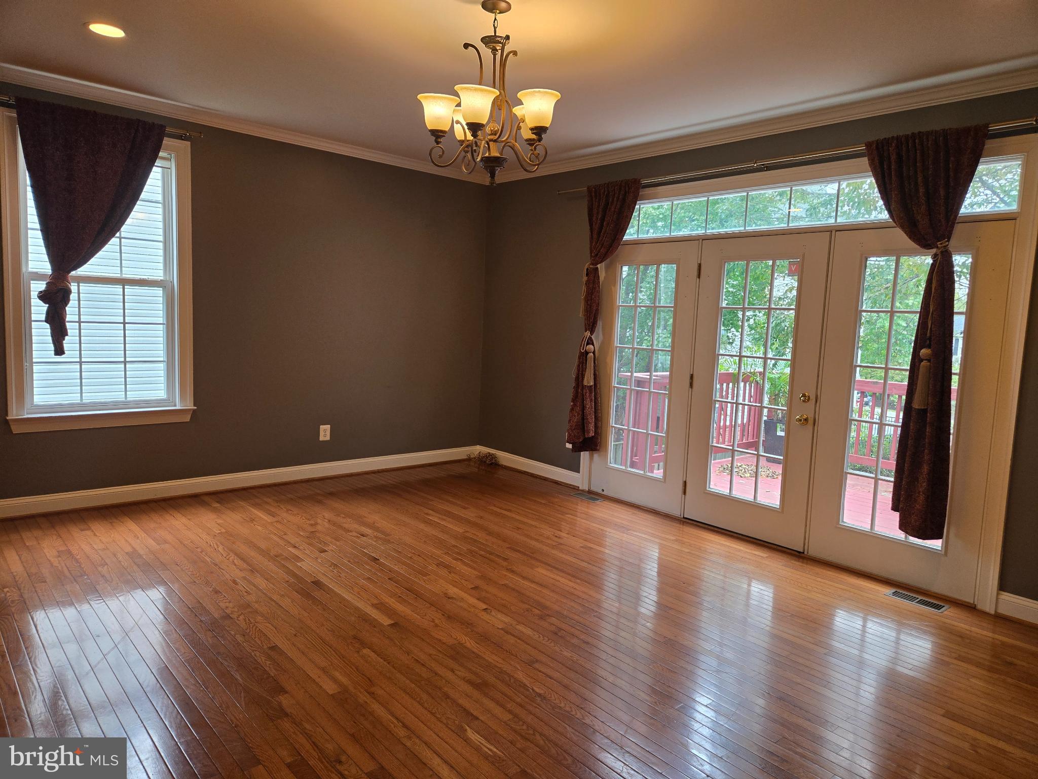 6444 5th Street Alexandria, VA 22312 - Photo 8 of 34 Bright and airy space with elegant charm.