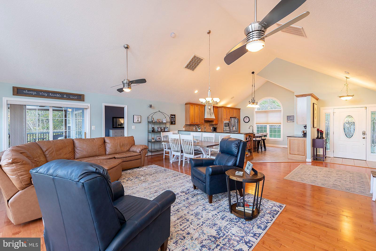 1069 Mitchell Point Road Mineral, VA 23117 - Photo 19 of 77 Living/dining combo