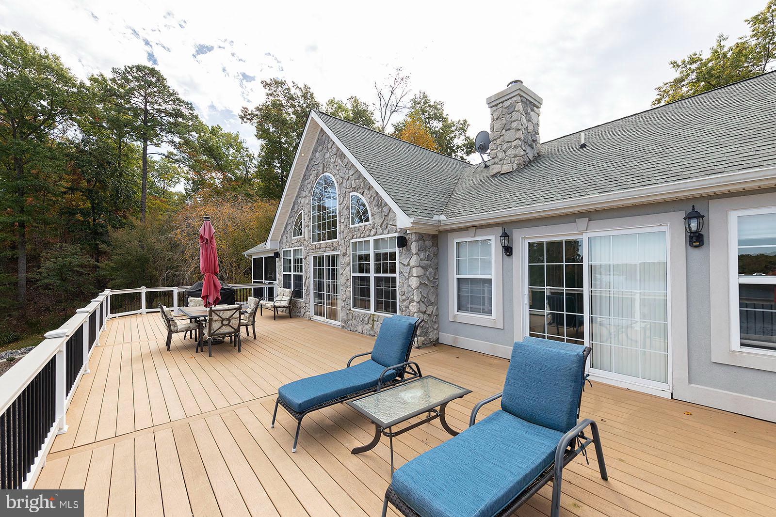 1069 Mitchell Point Road Mineral, VA 23117 - Photo 61 of 77 Exterior rear deck