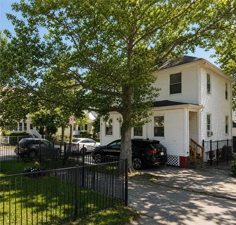 $350,000 | 273 Montgomery Avenue, Providence, RI 02905
