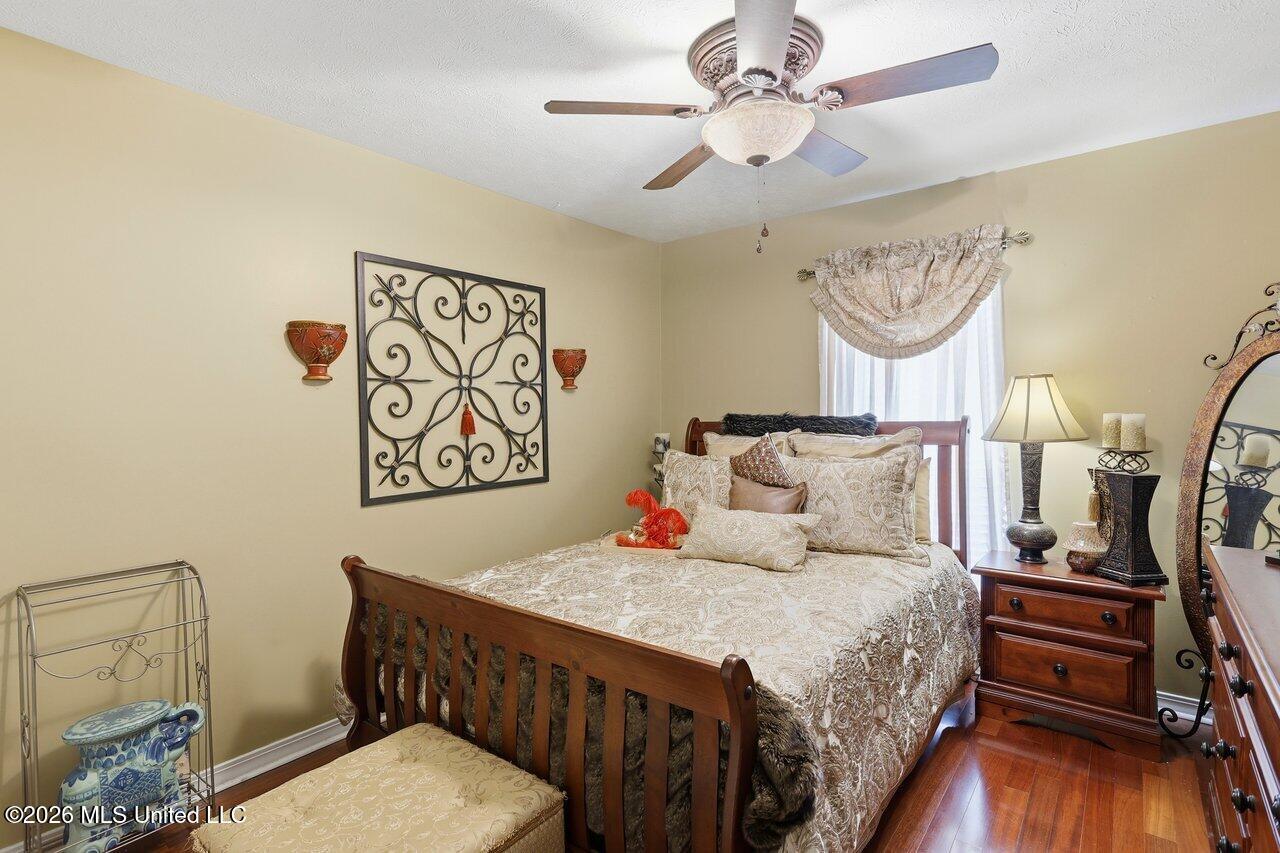 466 Lee Street Byram, MS 39272 - Photo 11 of 25 Lee Guest Bedroom 3