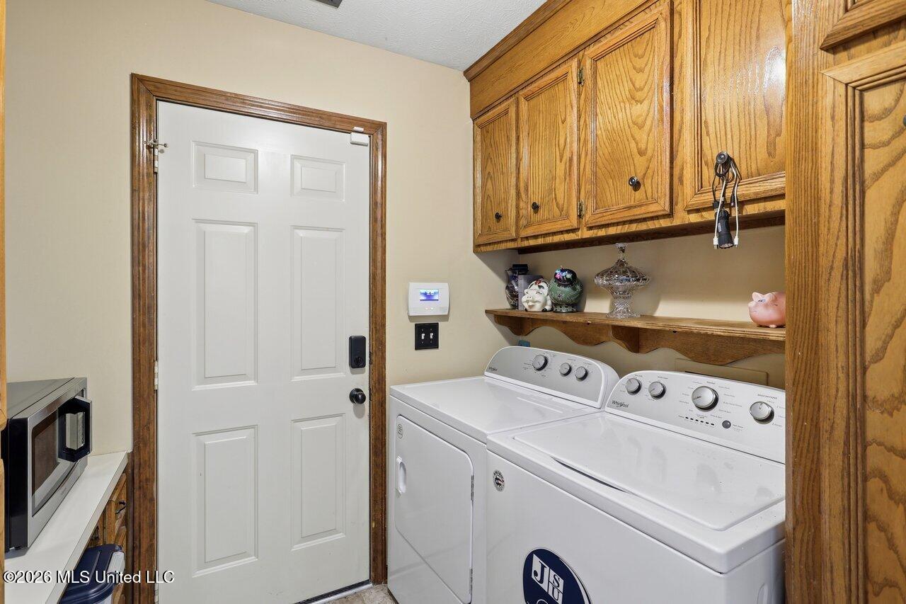 466 Lee Street Byram, MS 39272 - Photo 16 of 25 Lee Laundry RM - Copy
