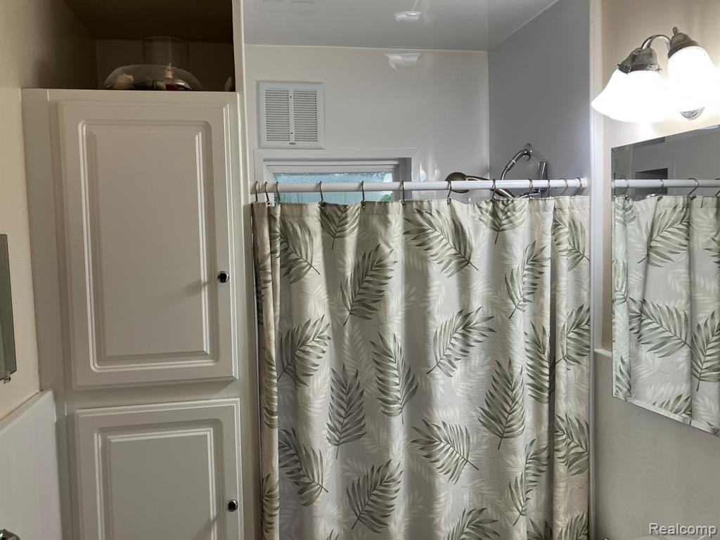 5893 Cribbins Road Avoca, MI 48006 - Photo 19 of 27