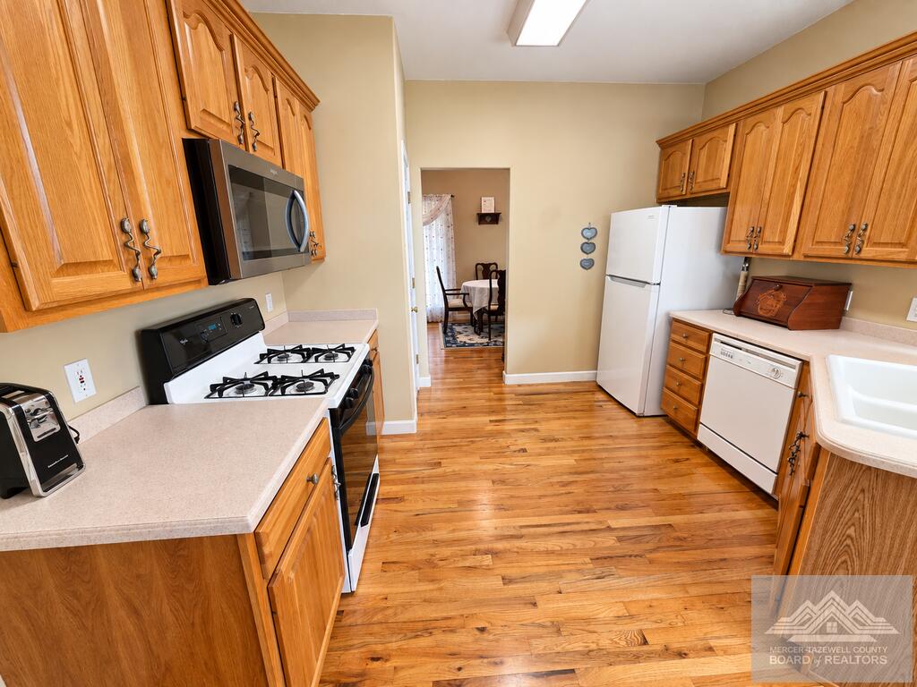 11982 Grapefield Road Bastian, VA 24314 - Photo 5 of 14 Gallery Image 5