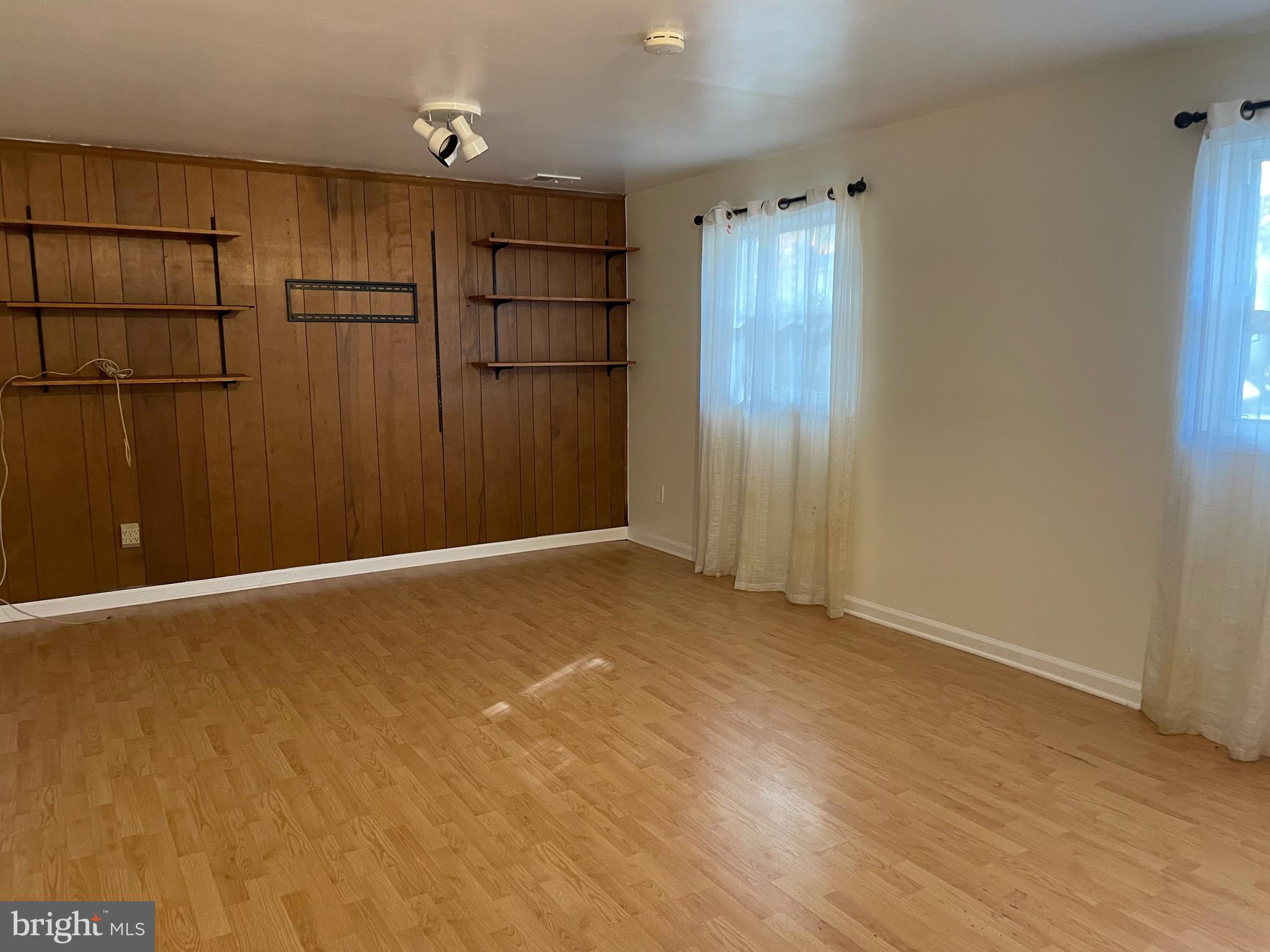 3510 Castleleigh Road Beltsville, MD 20705 - Photo 2 of 8