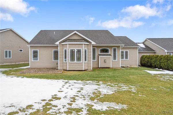 $545,000 | 167 Edwards Falls Lane, Manlius, NY 13104