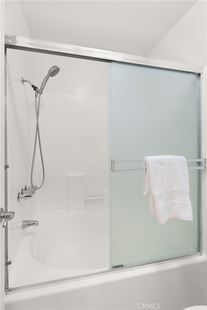 20 Havenwood Irvine, CA 92614 - Photo 15 of 34 Primary Bath Shower over Tub