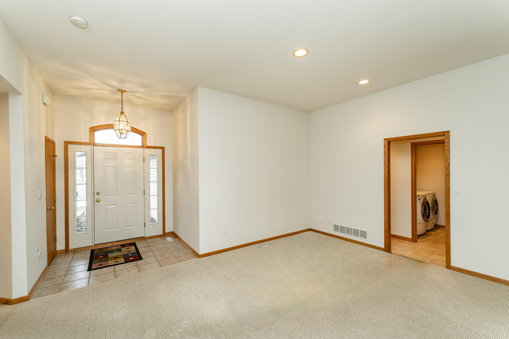 4804 Greenwood Lane Northwest Rochester, MN 55901 - Photo 3 of 24