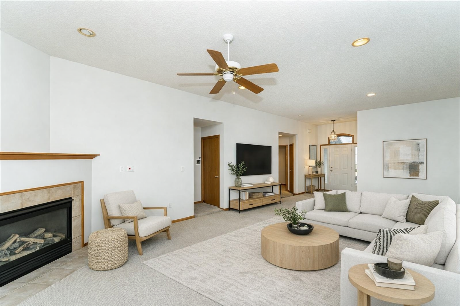 4804 Greenwood Lane Northwest Rochester, MN 55901 - Photo 5 of 24