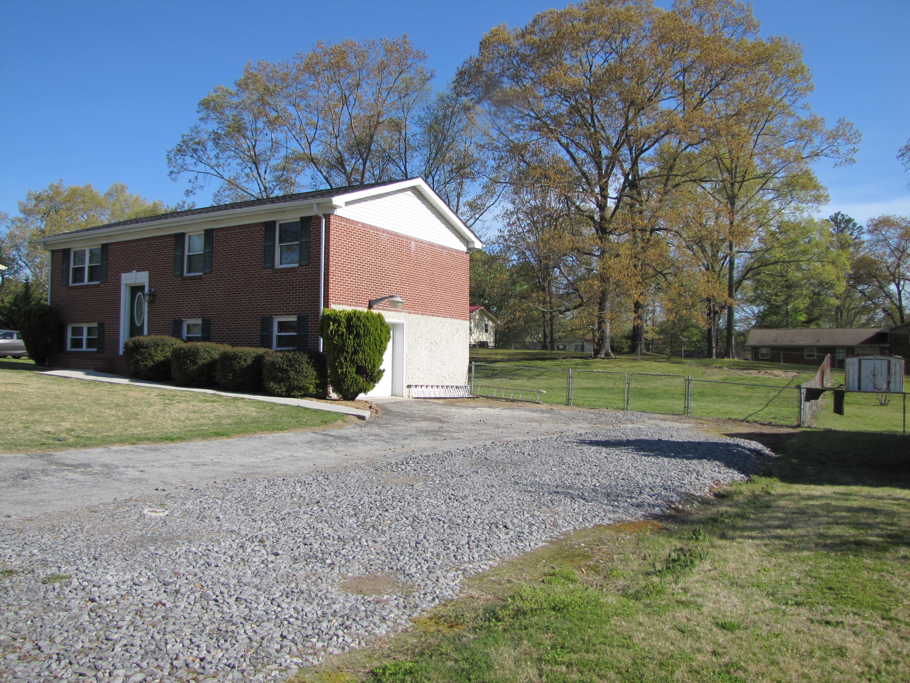 1645 Dale Lane Cleveland, TN 37323 - Photo 8 of 29 IMG_8703