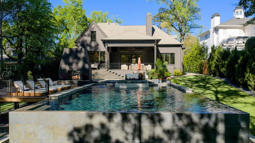 4075 Peachtree Dunwoody Road Atlanta, GA 30342 - Photo 11 of 43