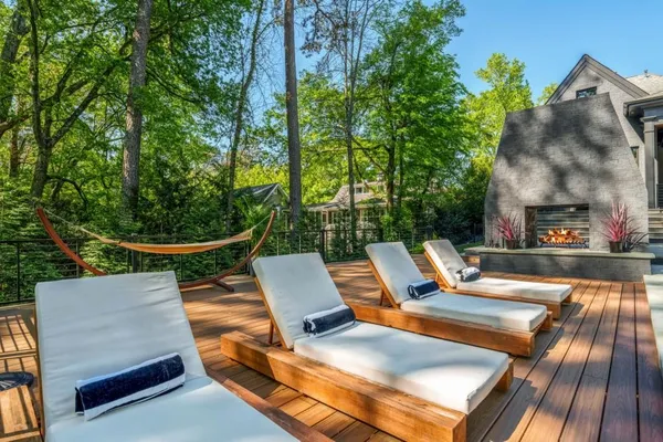$2,350,000 | 4075 Peachtree Dunwoody Road, Atlanta, GA 30342