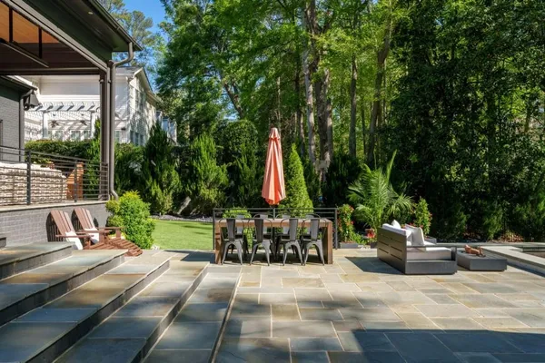 $2,350,000 | 4075 Peachtree Dunwoody Road, Atlanta, GA 30342