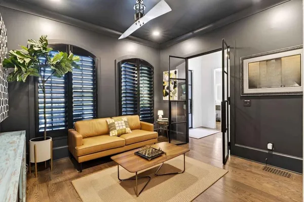 $2,350,000 | 4075 Peachtree Dunwoody Road, Atlanta, GA 30342