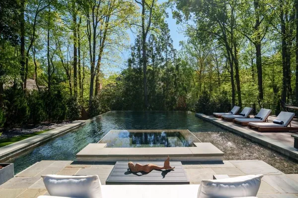 $2,350,000 | 4075 Peachtree Dunwoody Road, Atlanta, GA 30342