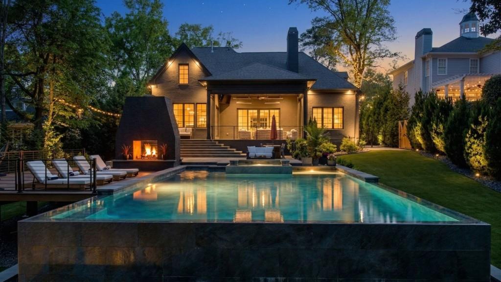 4075 Peachtree Dunwoody Road Atlanta, GA 30342 - Photo 34 of 43