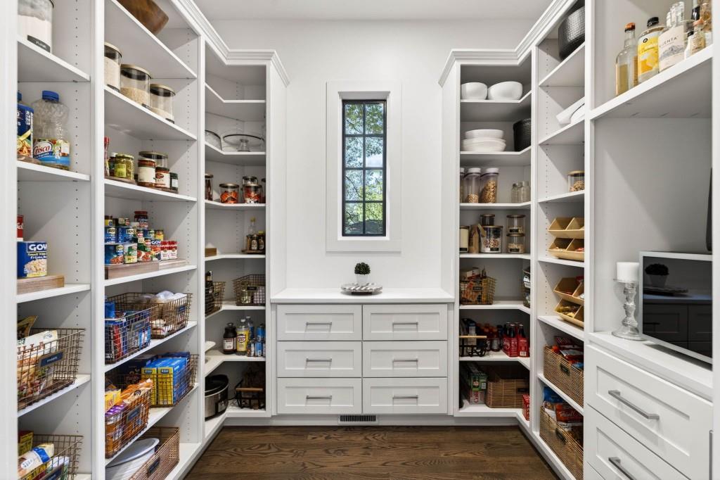 4075 Peachtree Dunwoody Road Atlanta, GA 30342 - Photo 42 of 43