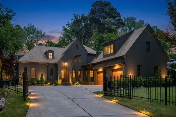 $2,350,000 | 4075 Peachtree Dunwoody Road, Atlanta, GA 30342