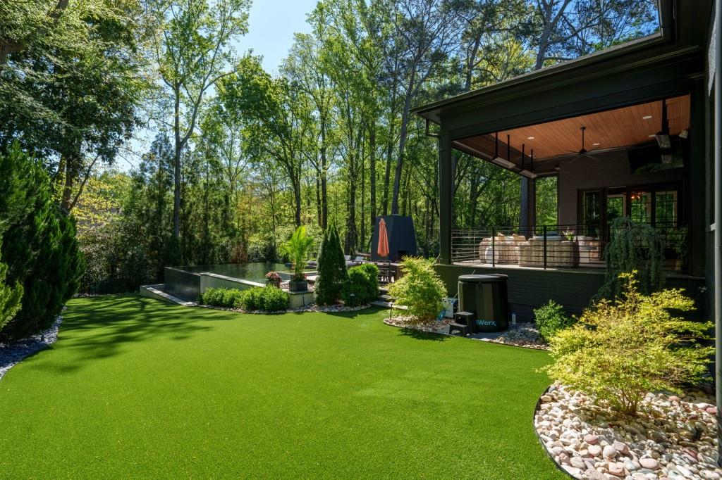 4075 Peachtree Dunwoody Road Atlanta, GA 30342 - Photo 10 of 43