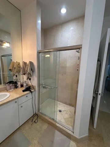 $2,900 | 19900 East Country Club Drive, Unit 114, Aventura, FL 33180