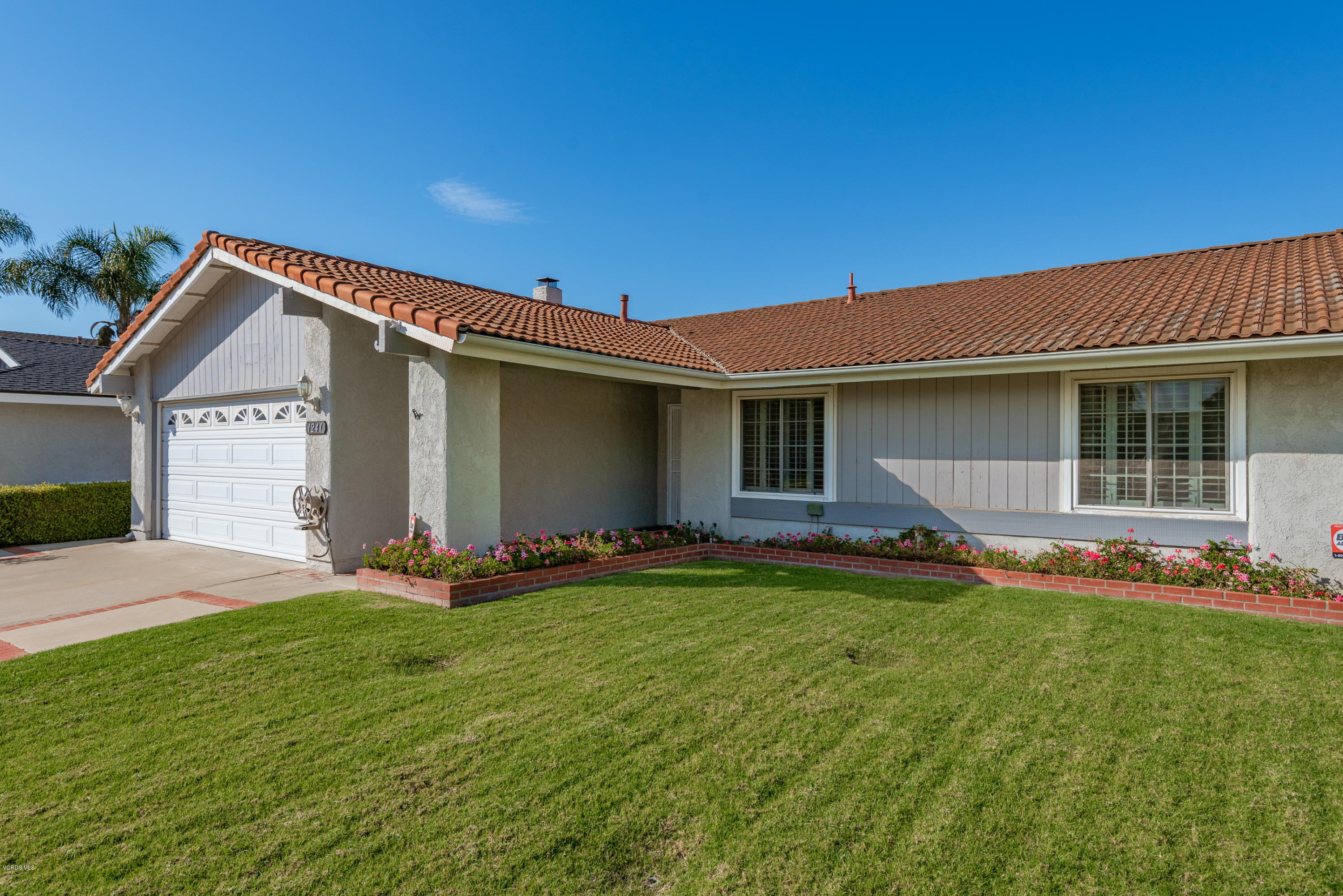1241 Indigo Place Oxnard, CA 93036 - Photo 3 of 21 003_03 Street View