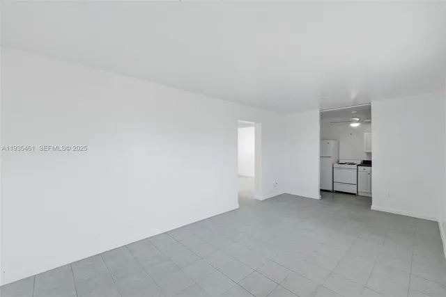 $1,800 | 126 Southwest 18th Avenue, Unit 10, Miami, FL 33135