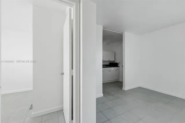 $1,800 | 126 Southwest 18th Avenue, Unit 10, Miami, FL 33135