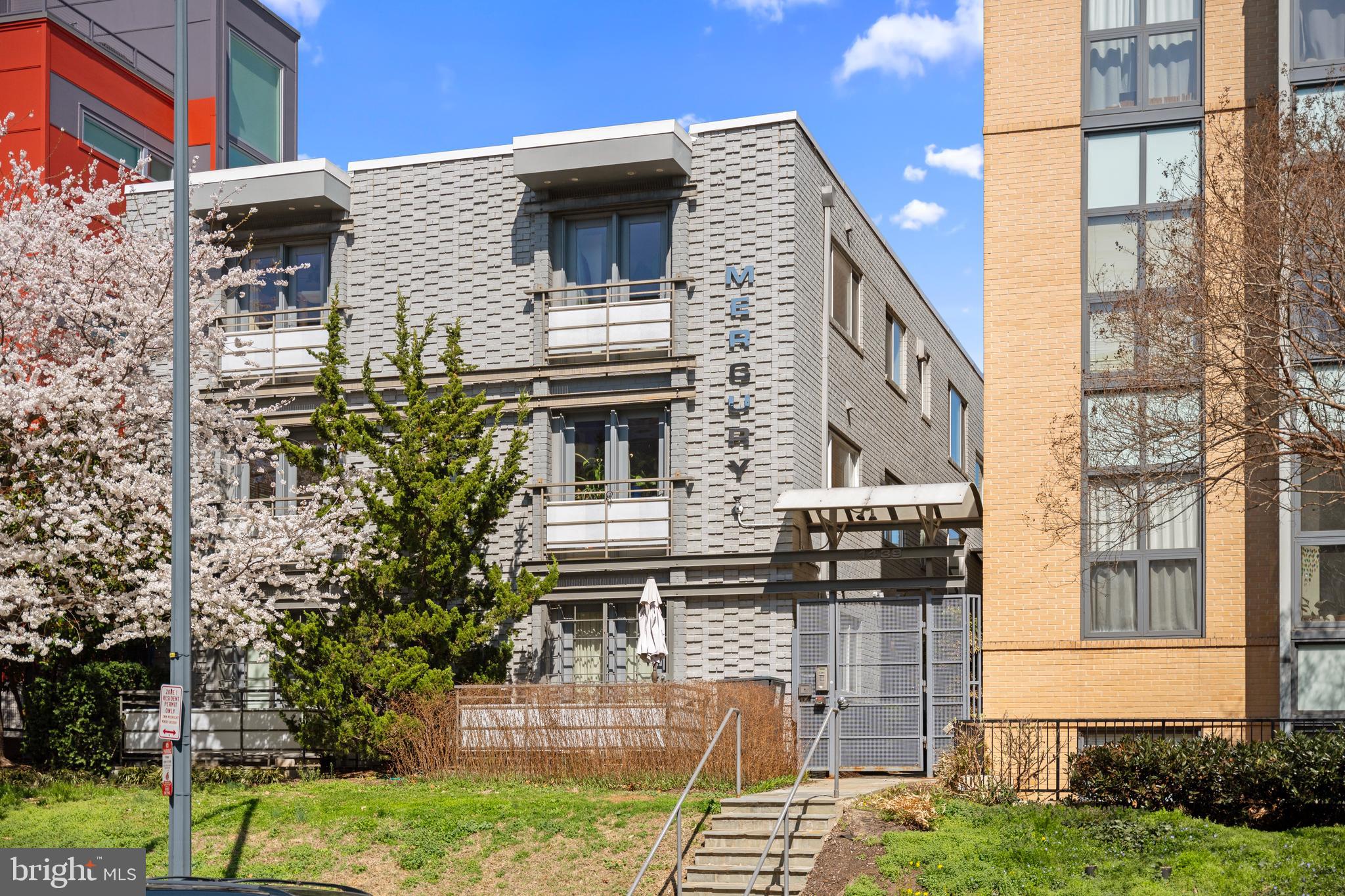 1439 Chapin Street Northwest, Unit 103 Washington, DC 20009 - Photo 2 of 33