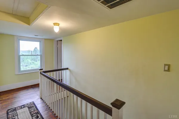 a view of a storage & utility room