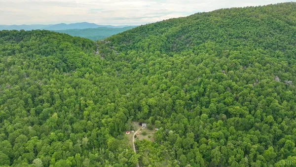 $499,900 | 952 Naked Mountain Lane, Shipman, VA 22971