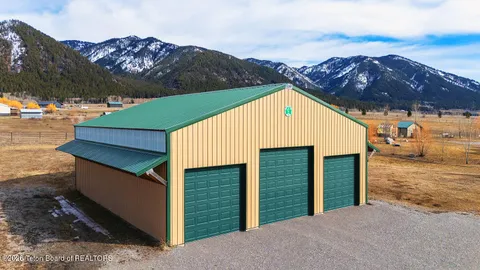 $1,700,000 | 1384 County Road 110, Etna, WY 83118