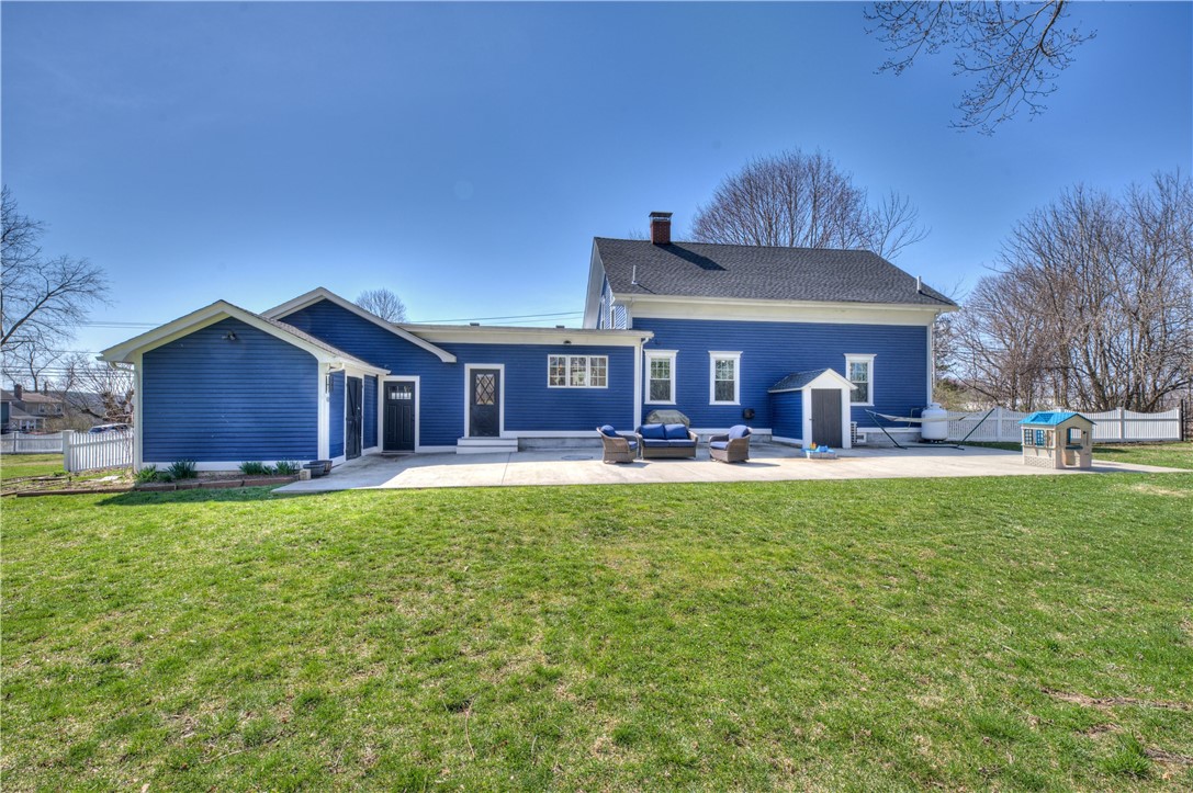 499 Seven Mile Road Cranston, RI 02831 - Photo 45 of 50