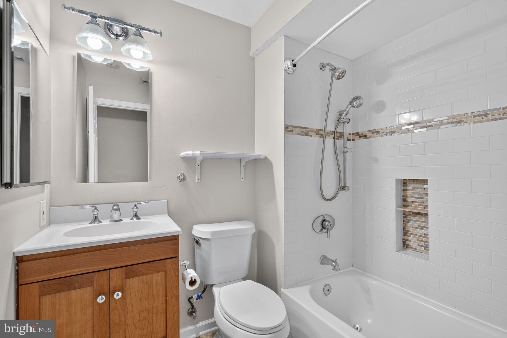 6223 Rathlin Drive Springfield, VA 22152 - Photo 22 of 27 Lower level full bathroom