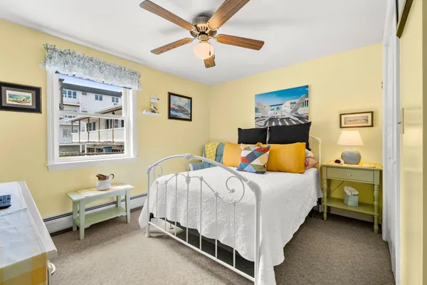 $700,000 | 501 Ocean Boulevard, Unit 1, Hampton, NH 03842