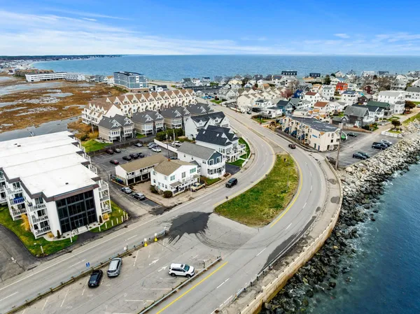 $700,000 | 501 Ocean Boulevard, Unit 1, Hampton, NH 03842