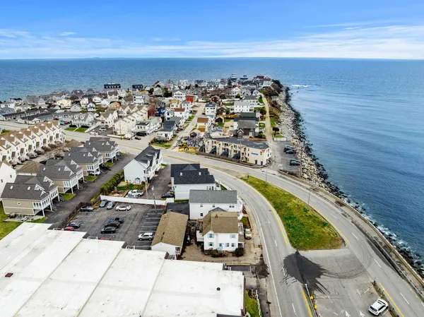$700,000 | 501 Ocean Boulevard, Unit 1, Hampton, NH 03842