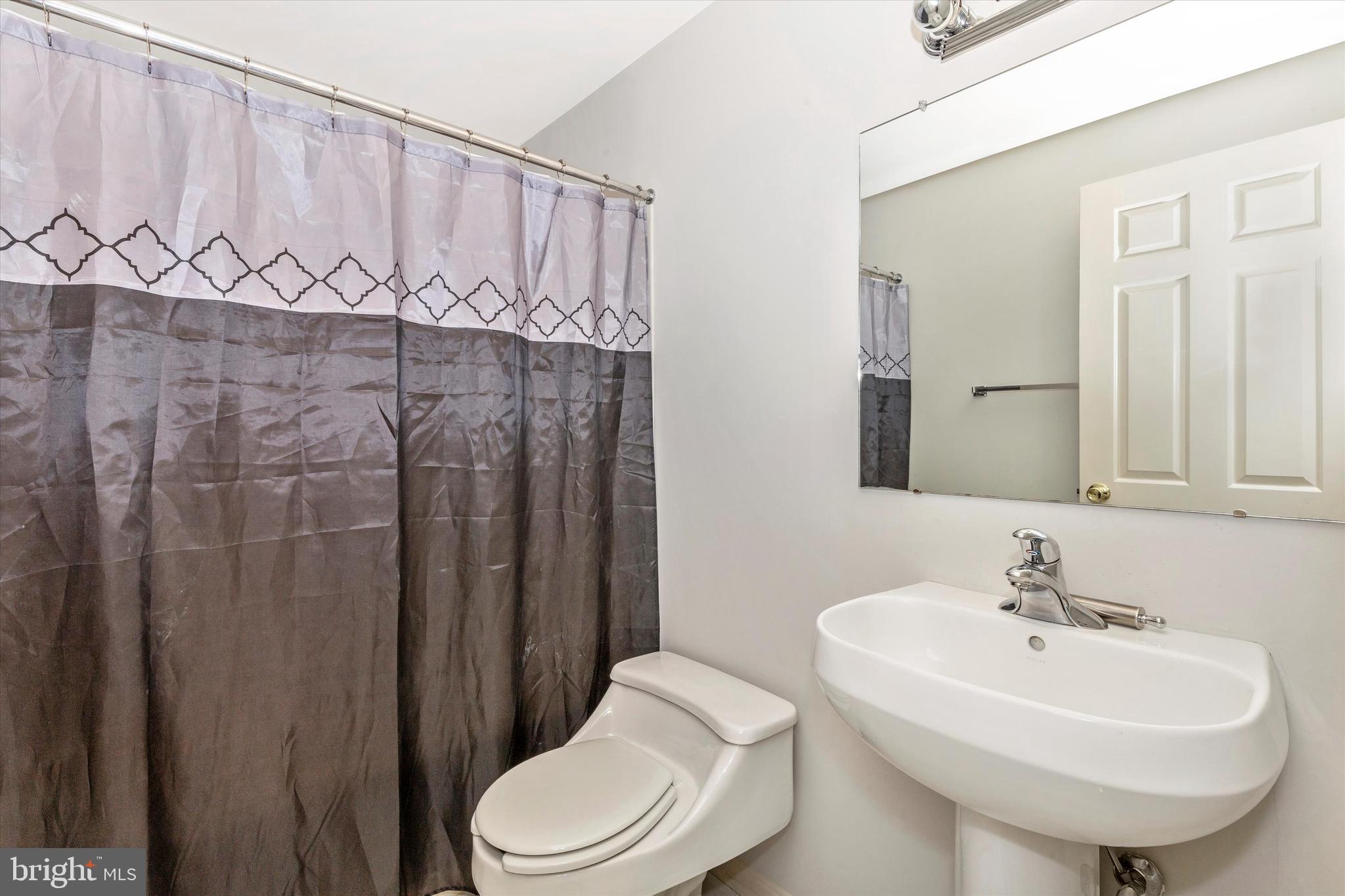 8001 Broken Reed Court Frederick, MD 21701 - Photo 33 of 59 Bathroom 2
