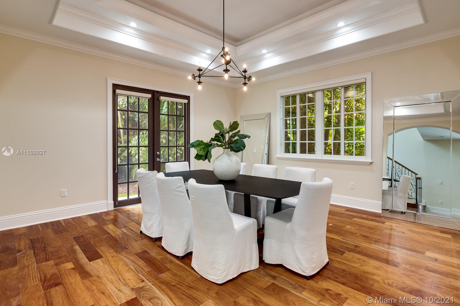 200 Ridgewood Road Coral Gables, FL 33133 - Photo 11 of 54