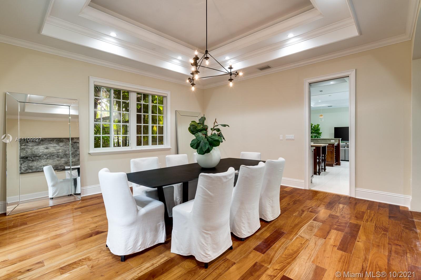 200 Ridgewood Road Coral Gables, FL 33133 - Photo 12 of 54