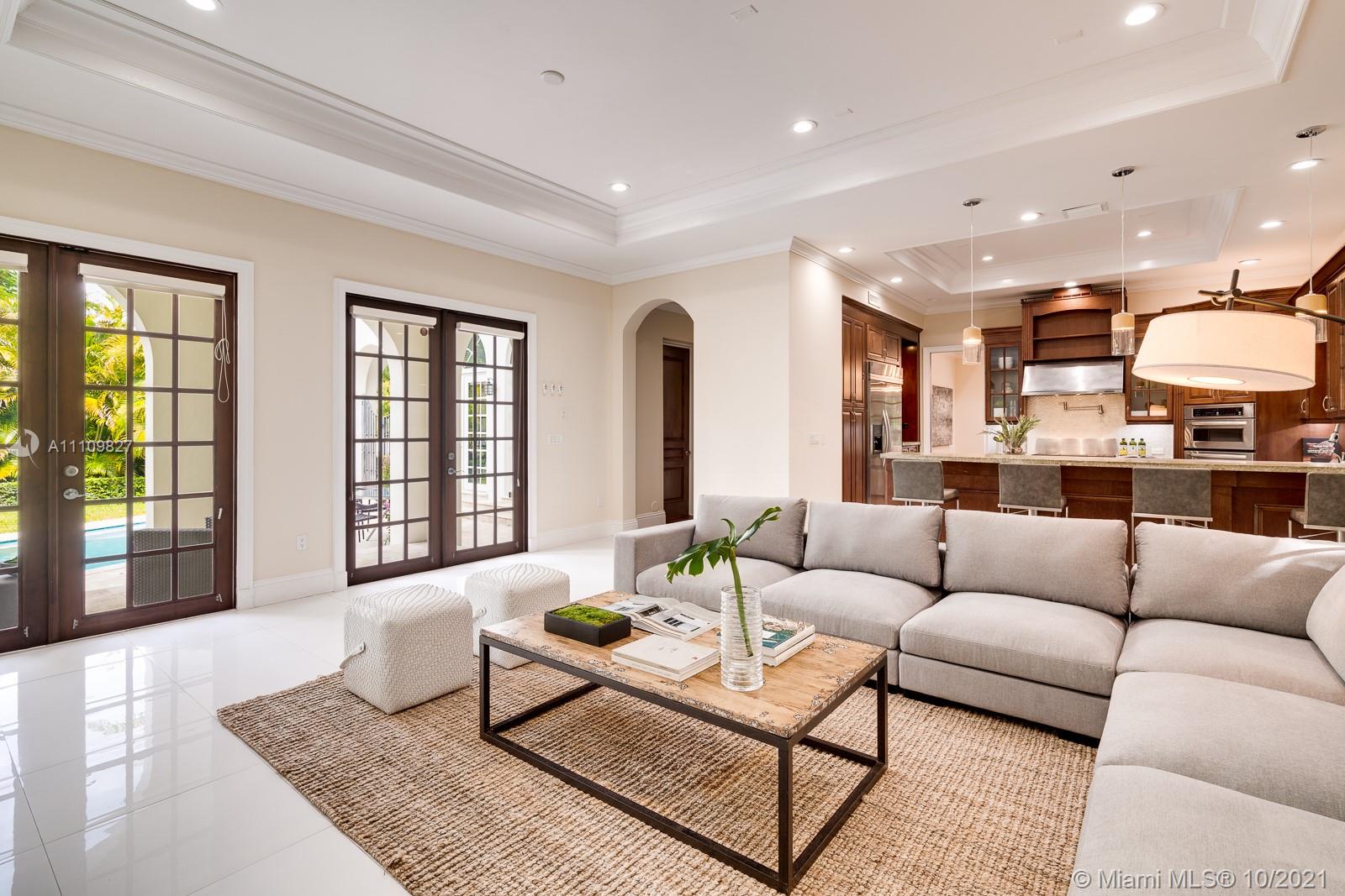 200 Ridgewood Road Coral Gables, FL 33133 - Photo 17 of 54