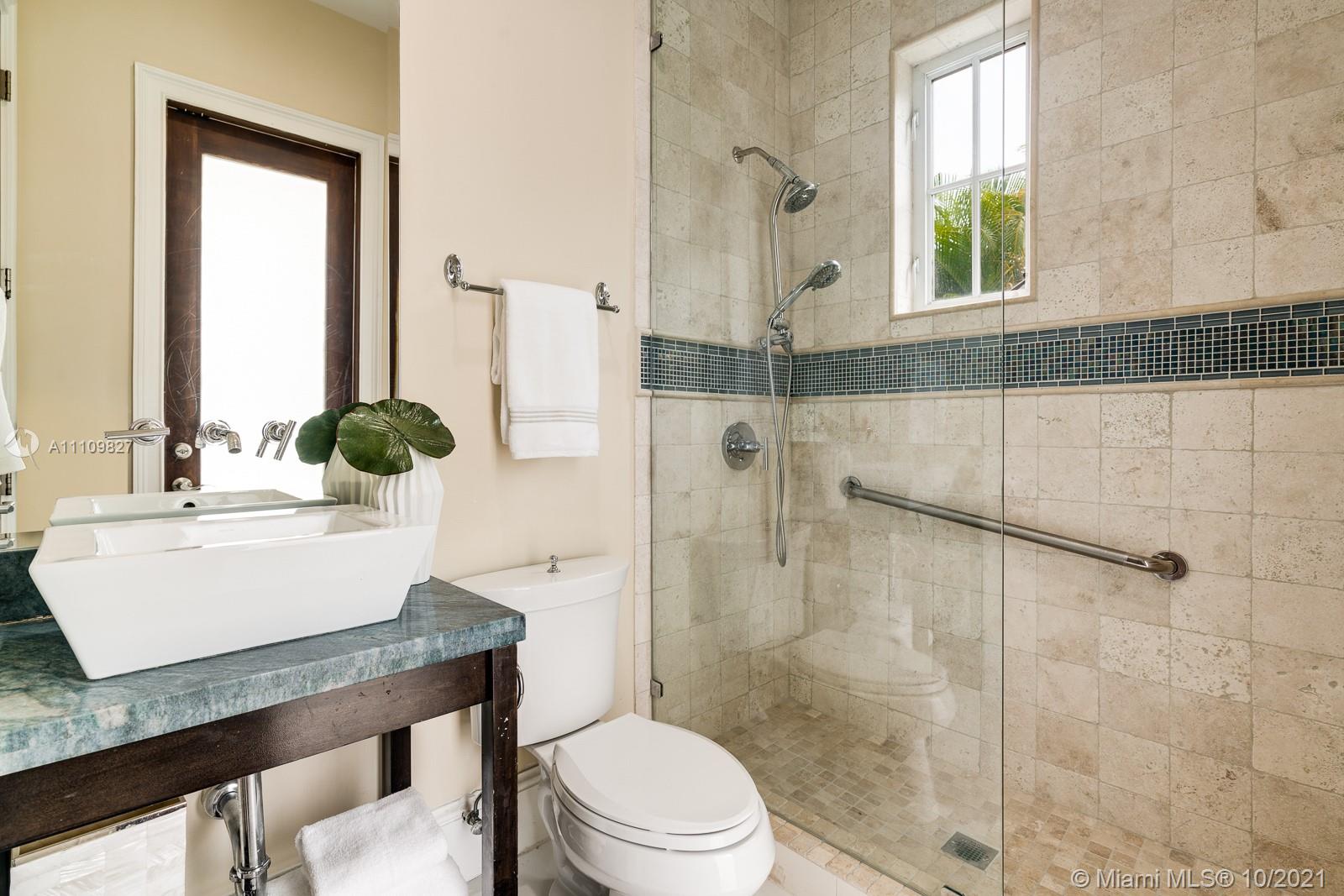 200 Ridgewood Road Coral Gables, FL 33133 - Photo 22 of 54