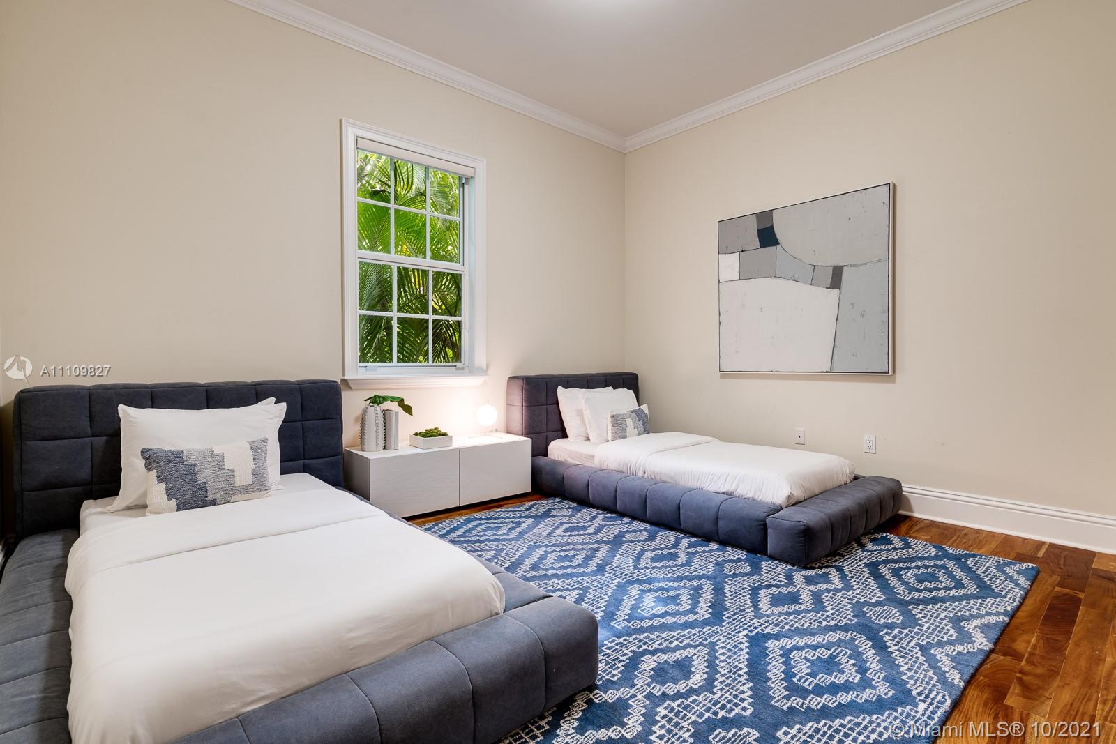 200 Ridgewood Road Coral Gables, FL 33133 - Photo 27 of 54