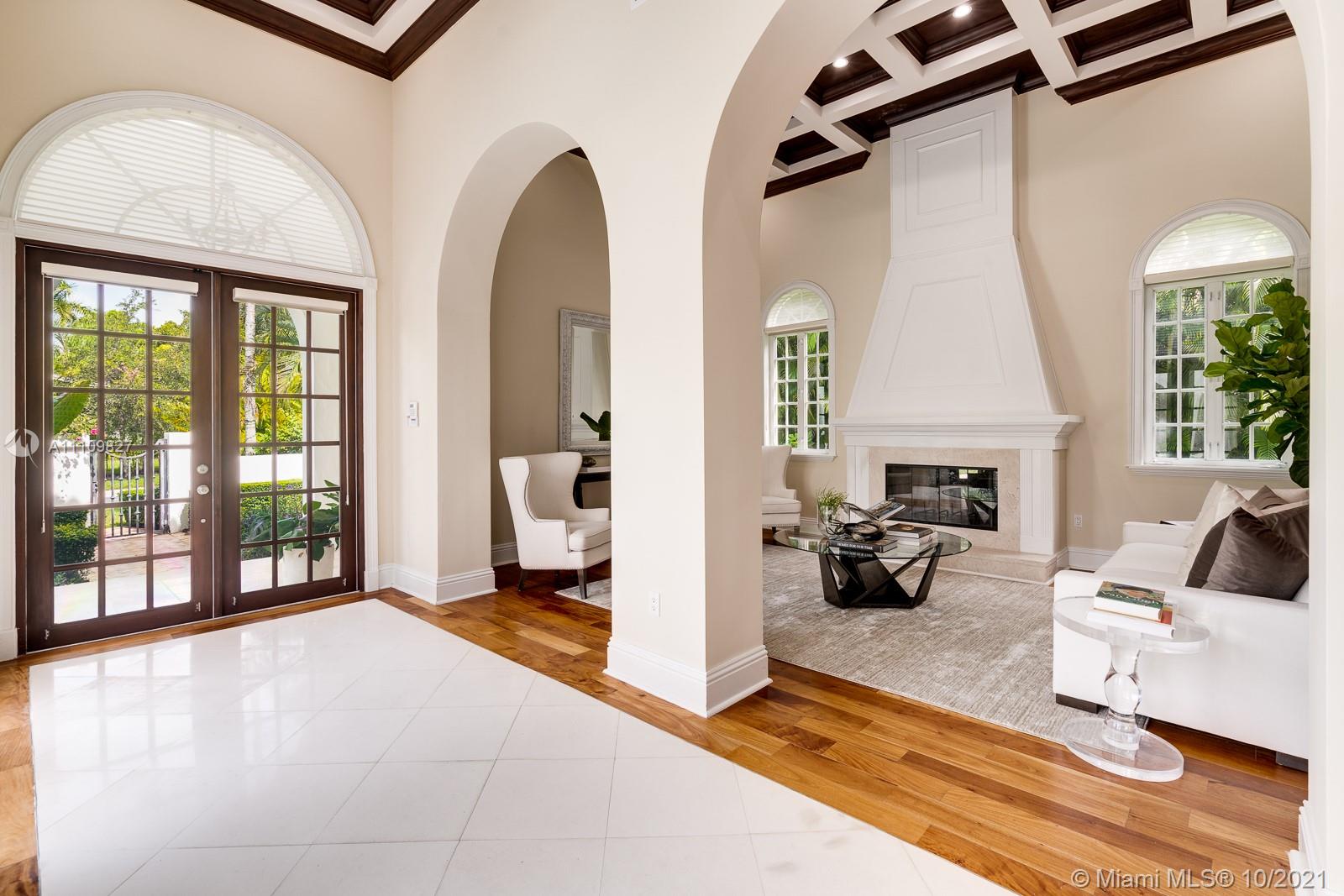 200 Ridgewood Road Coral Gables, FL 33133 - Photo 4 of 54