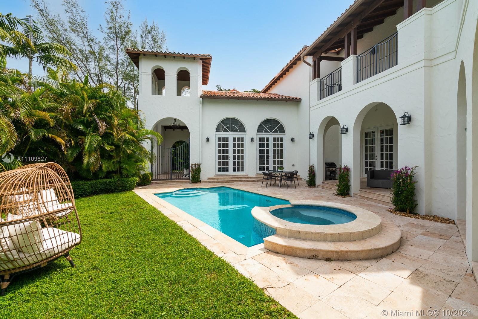 200 Ridgewood Road Coral Gables, FL 33133 - Photo 41 of 54