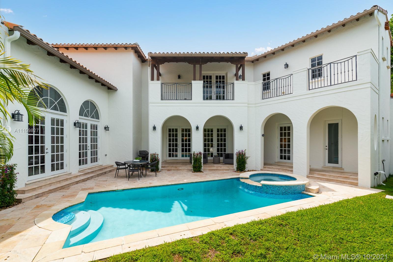 200 Ridgewood Road Coral Gables, FL 33133 - Photo 43 of 54