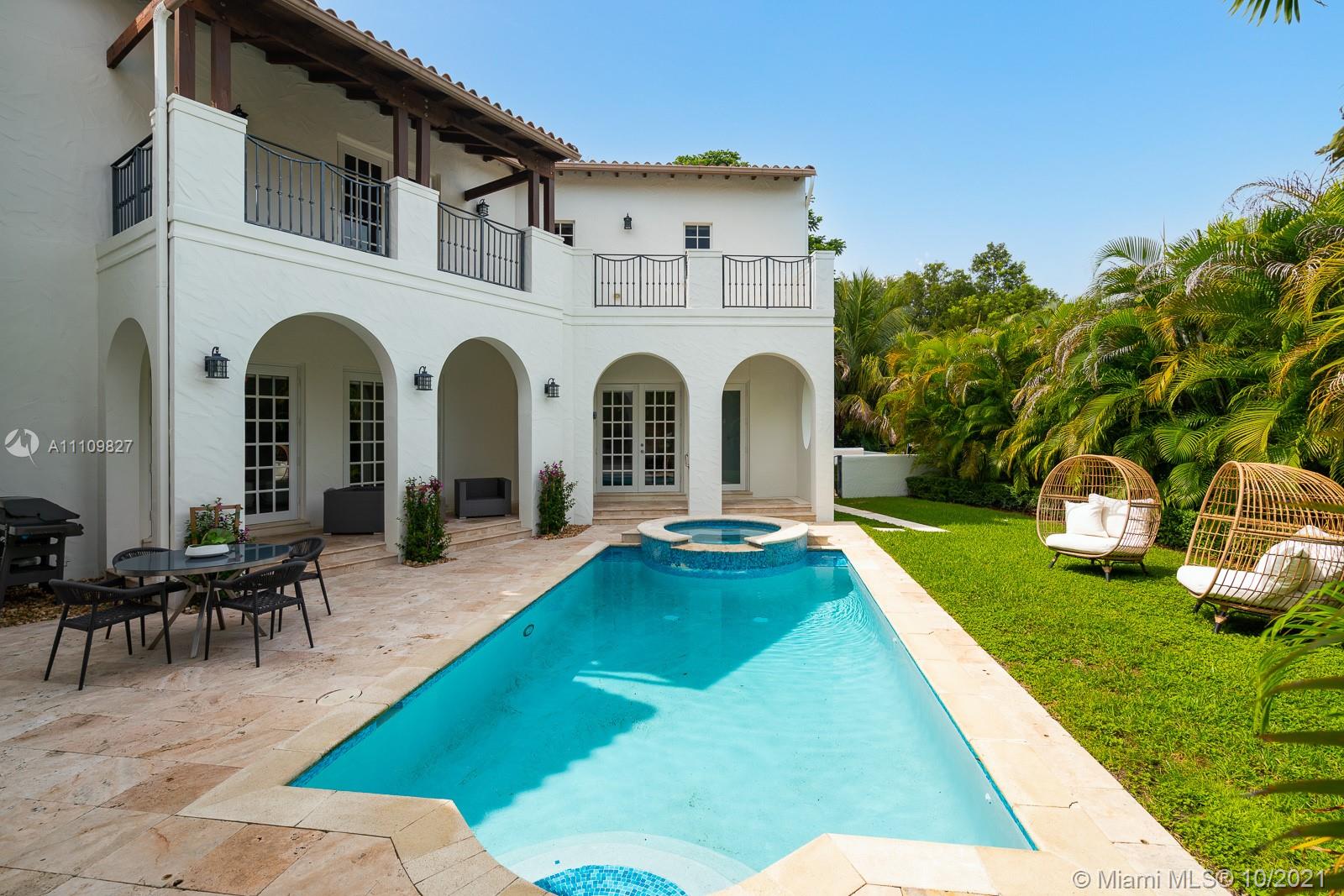 200 Ridgewood Road Coral Gables, FL 33133 - Photo 44 of 54